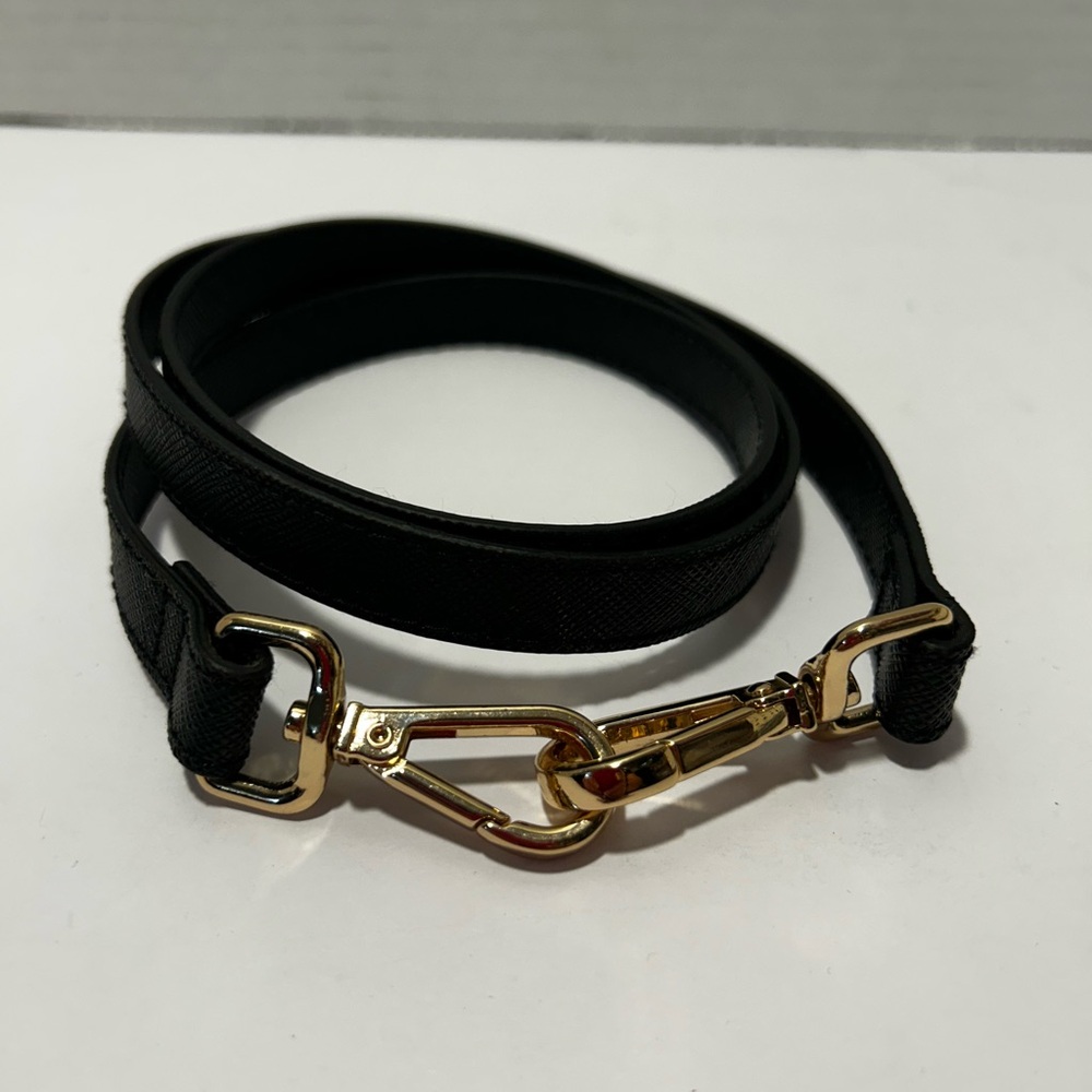 Elegant Black Leather Strap with Gold Hardware